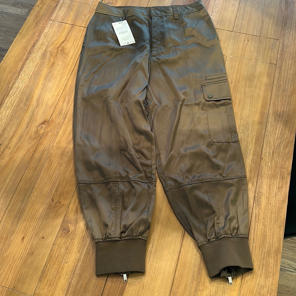 Zara cargo pants - satin brown with tags. Size M